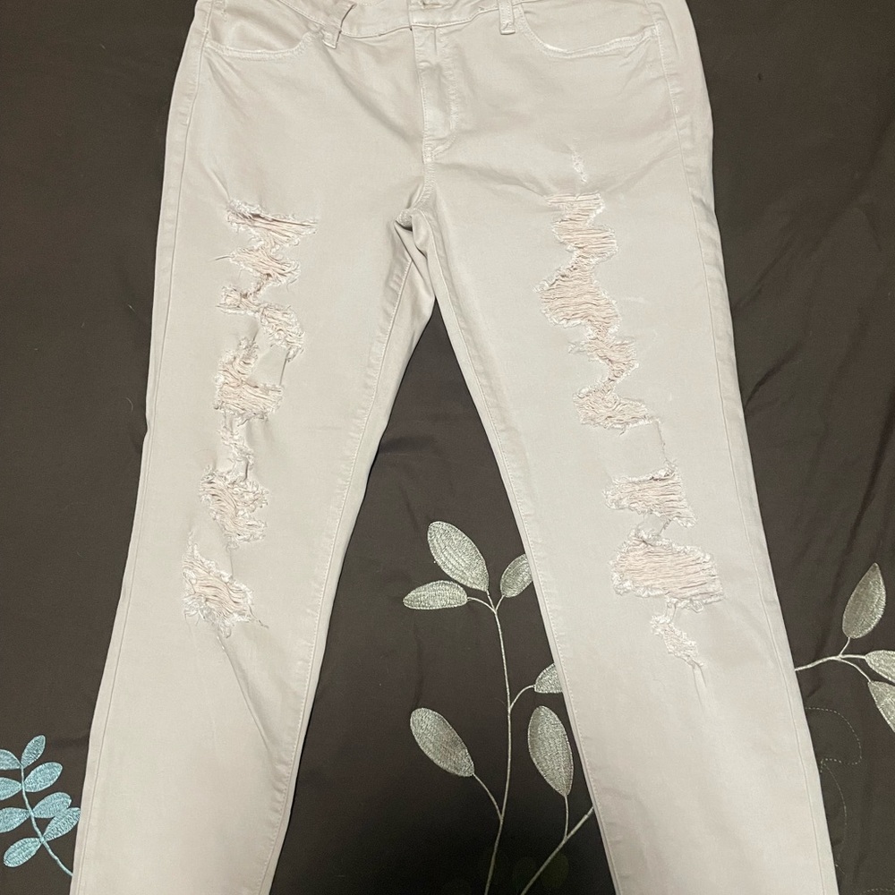 American Eagle Blush destroyed Jeggings